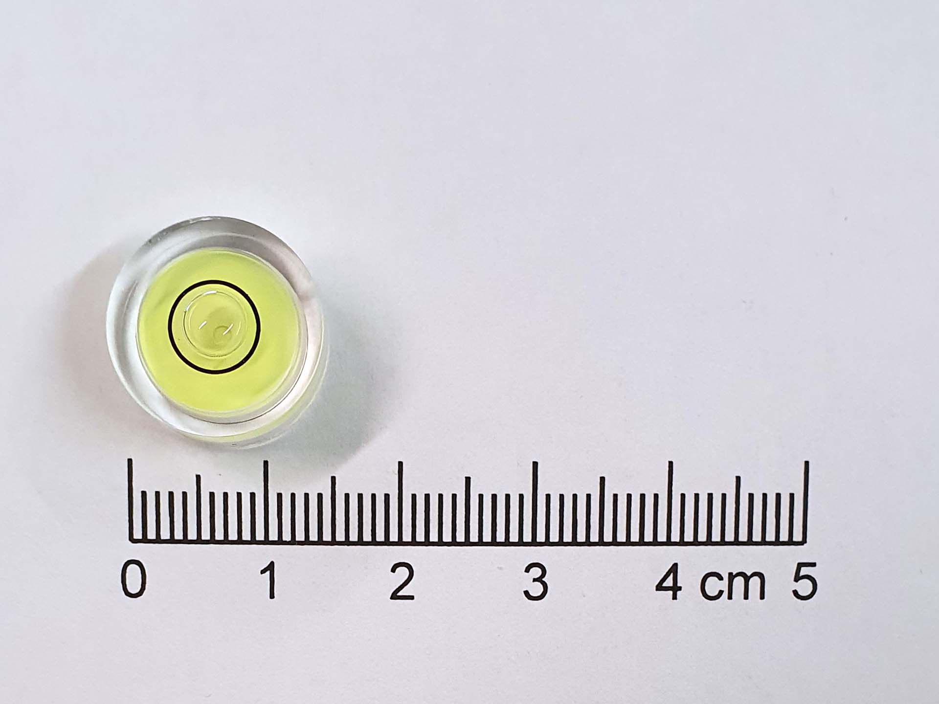 Libela kruhová  D 15, průměr 15mm,  žluto-zelená